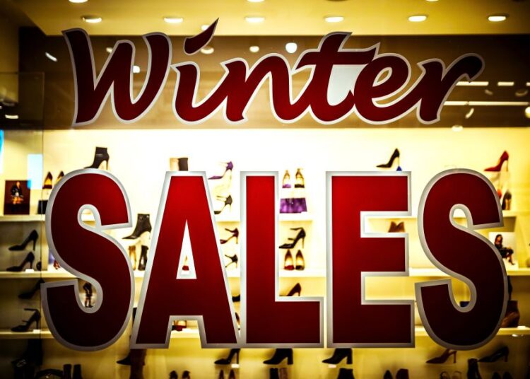 Χειμερινές εκπτώσεις 2024: Οι εκπτώσεις δεν έσωσαν το λιανεμπόριο