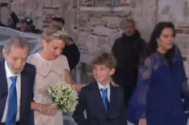 Νικόλαος Ντε Γκρες – Χρυσή Βαρδινογιάννη: Σήμερα γάμος γίνεται