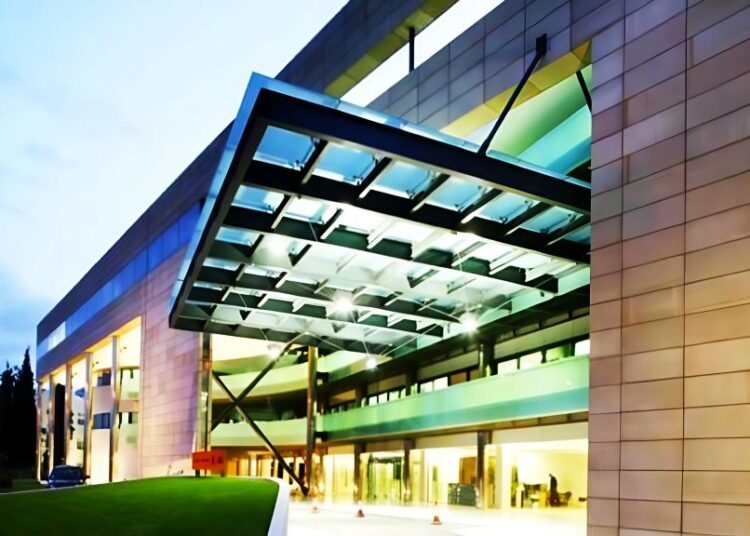 Piraeus Securities: Η AVAX στα ραντάρ των επενδυτών – Στόχος τα €3,30 και απόδοση +49%