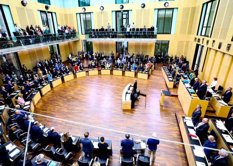 Το Βερολίνο σπάει το «φρένο χρέους»: Τέλος στη γερμανική λιτότητα;