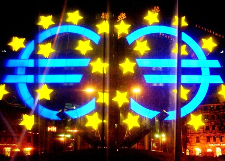 Ελλάδα: Καλύτερη εικόνα στα δάνεια με αυξημένο πιστωτικό κίνδυνο