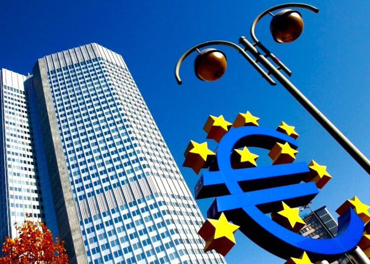 Ελλάδα: Καλύτερη εικόνα στα δάνεια με αυξημένο πιστωτικό κίνδυνο