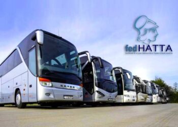 Τουριστικές μεταφορές σε σταυροδρόμι – Η FedHATTA στην Κρήτη για κρίσιμες αλλαγές