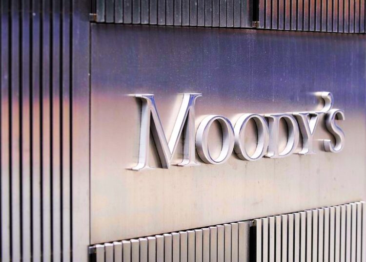 Η Moody’s αλλάζει το ελληνικό «αφήγημα» στα διεθνή ΜΜΕ: FT, Bloomberg και Reuters δίνουν το στίγμα
