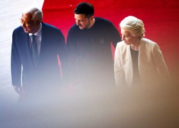 Η ΕΕ στο σταυροδρόμι της Ουκρανίας: Στήριξη με ρήγματα και στρατηγικές ισορροπίες