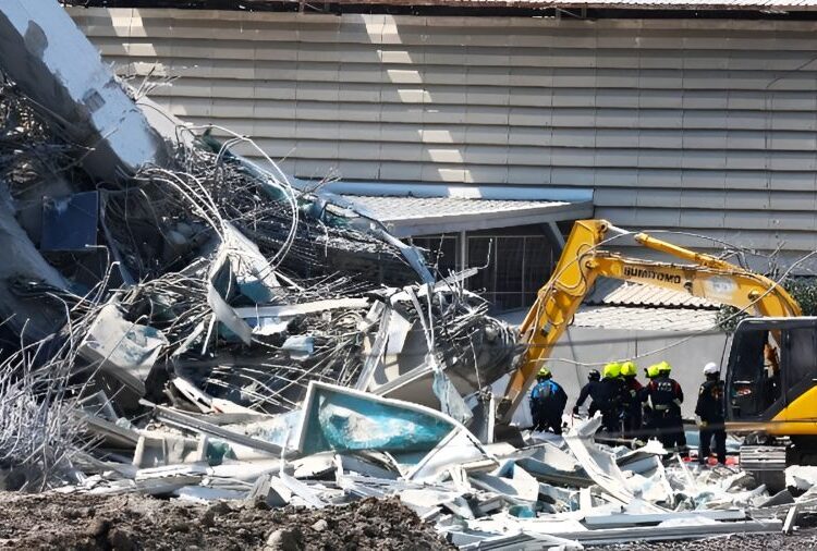 Ανείπωτη καταστροφή από σεισμό 7,7R σε Μιανμάρ και Μπανγκόκ (φωτό)