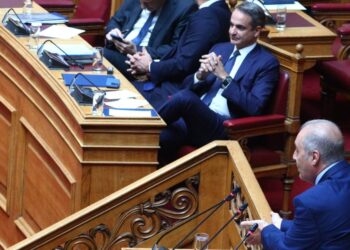 Σιδηρόδρομος: Ο Βελόπουλος τσουβαλιάζει ευθύνες, αλλά οι εξελίξεις τον ξεπερνούν
