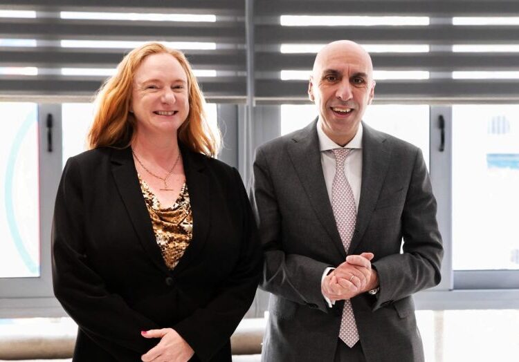 Συνεργασία Ελλάδας-Αυστραλίας: Επενδύσεις $3,5 δισ, απευθείας πτήσεις & νέες ευκαιρίες