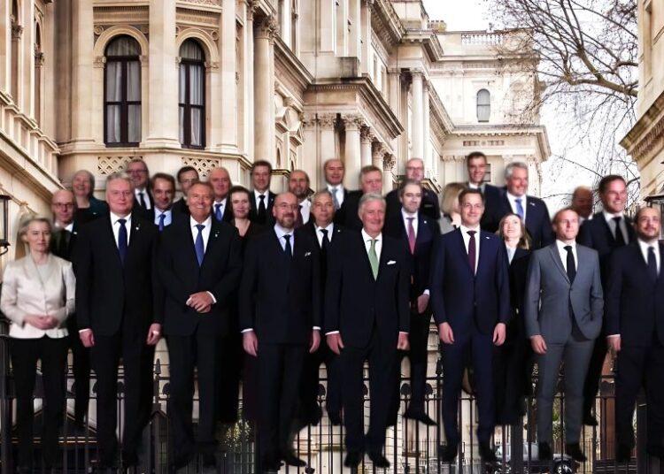 Ουκρανία: Κρίσιμη Σύνοδος στο Λονδίνο – Η Ευρώπη αναζητά ρόλο στη σύγκρουση