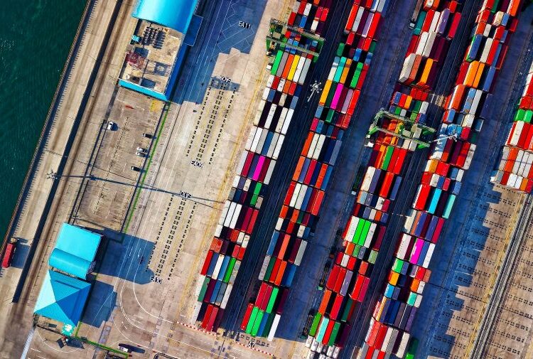 Στα 4 δισ. ευρώ οι εξαγωγές τον Ιανουάριο του 2025