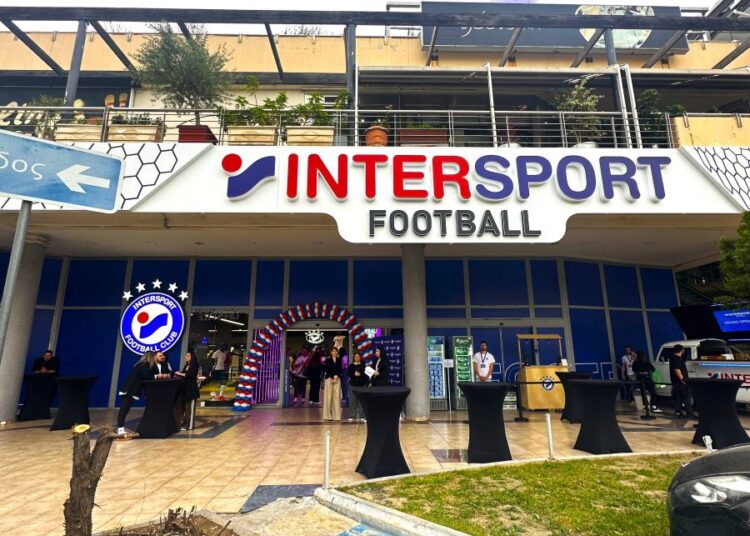 Ο Fourlis «παίζει» μπάλα: Νέο δίκτυο καταστημάτων μόνο για ποδόσφαιρο