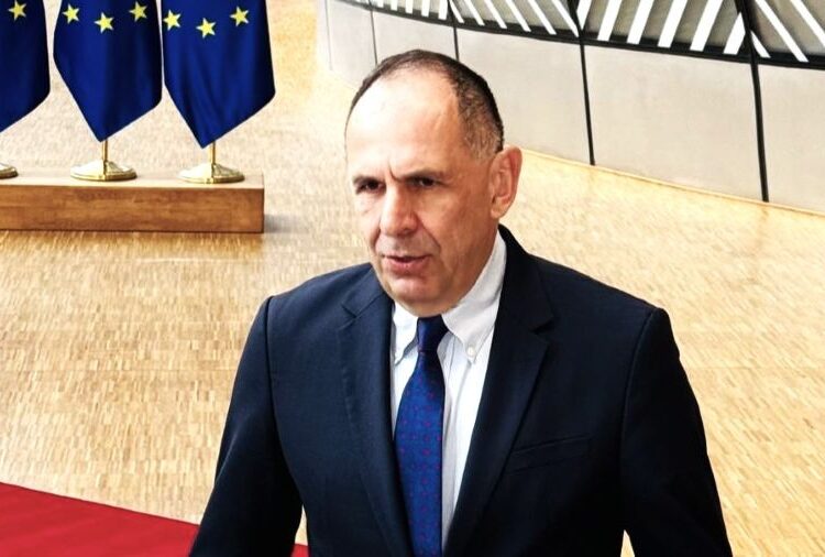 Γεραπετρίτης: Η Ευρώπη πρέπει να μείνει ενωμένη μπροστά στις κρίσεις