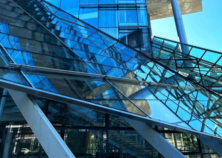 Γραφεία τριών ταχυτήτων: Άλμα 65% στα ενοίκια μέσα σε μια δεκαετία