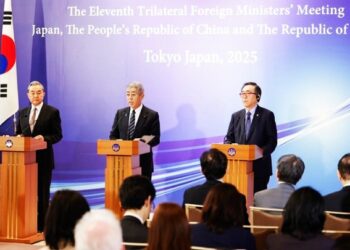 Ανατολική Ασία σε νέα σελίδα: Ιαπωνία, Κίνα και Ν. Κορέα επιδιώκουν συνεννόηση