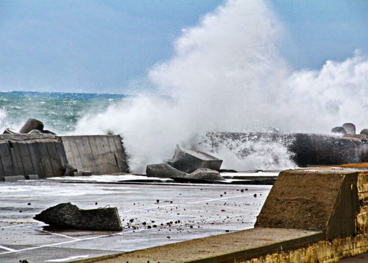 Σε επιφυλακή η Πολιτική Προστασία για την κακοκαιρία – Ποιες περιοχές επηρεάζονται