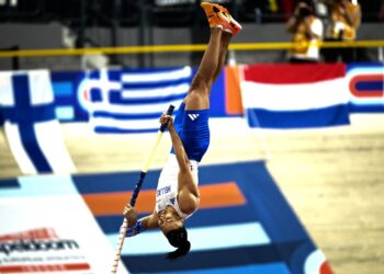 Χρυσός πρωταθλητής Ευρώπης ο Καραλής – Ιστορικός θρίαμβος στο Άπελντοορν (video)