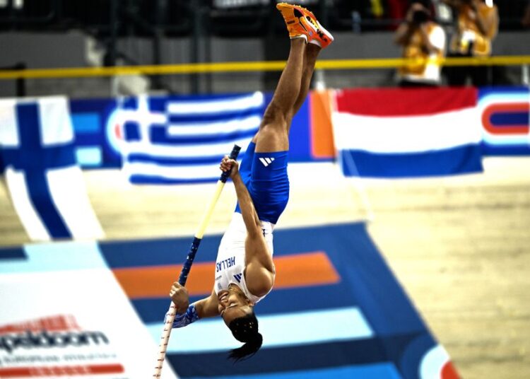 Χρυσός πρωταθλητής Ευρώπης ο Καραλής – Ιστορικός θρίαμβος στο Άπελντοορν (video)