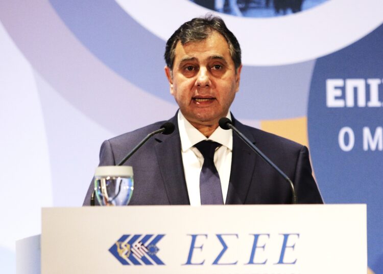 Εμπορικός πόλεμος ΗΠΑ-ΕΕ: Στις «παράπλευρες απώλειες» οι… καταναλωτές