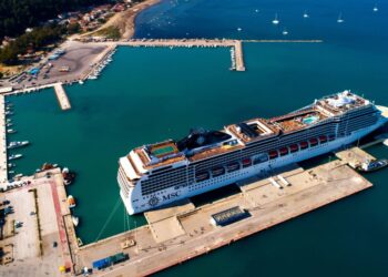 Η Ελλάδα σε τροχιά νέου ρεκόρ στην κρουαζιέρα: Άλμα στις αφίξεις και στο homeporting