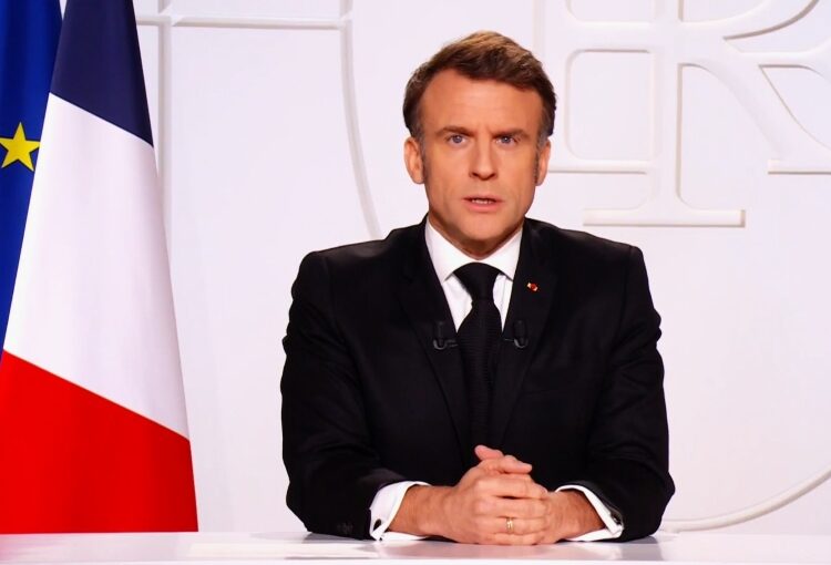 Διάγγελμα Μακρόν: «Ο πόλεμος στην Ουκρανία είναι παγκόσμια σύρραξη»