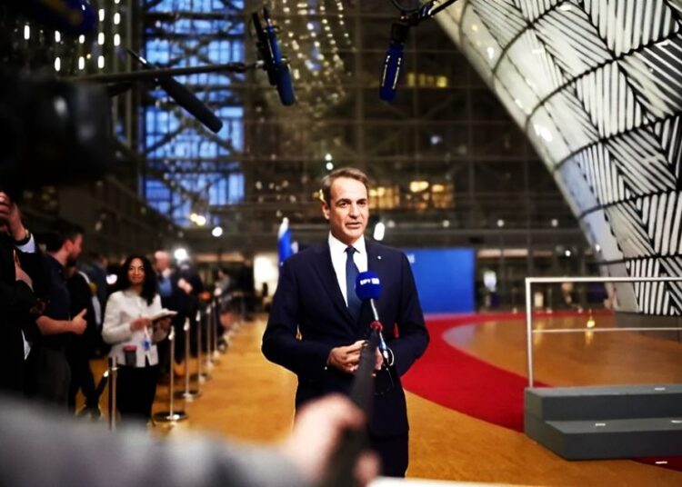 Στις Βρυξέλλες ο Μητσοτάκης για την έκτακτη Σύνοδο Κορυφής