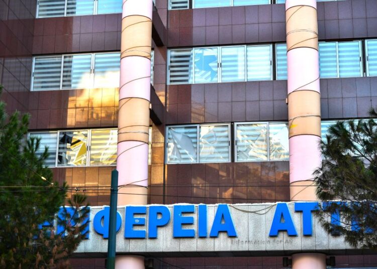 Έργα σε 4 δήμους της Αττικής: 3,3 εκατ. ευρώ για παιδικές χαρές και σχολεία