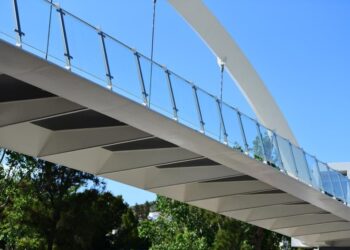 ΣΤΑΣΥ: Επιθεώρηση μετά από 18 χρόνια σε 40 πεζογέφυρες του μετρό