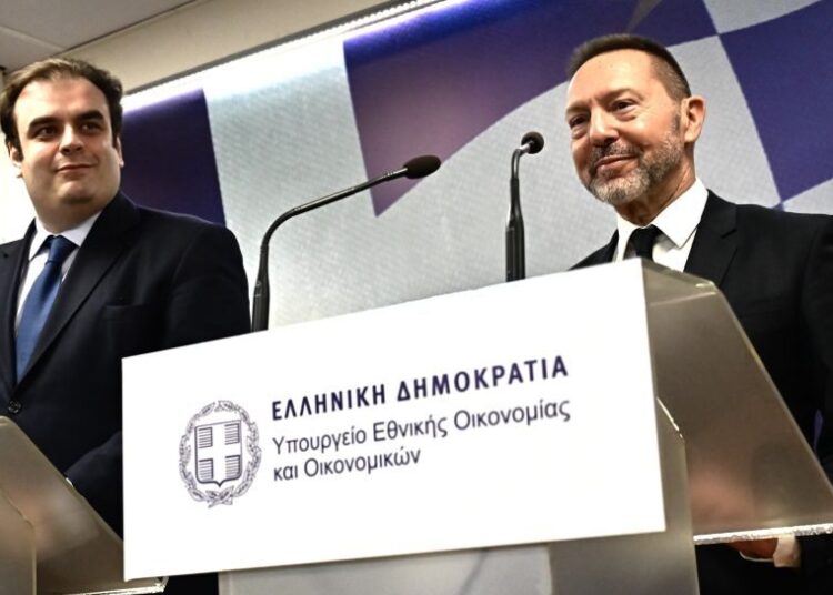 Στουρνάρας – Πιερρακάκης: Συνάντηση με μήνυμα ανάπτυξης – «Sky is the limit»