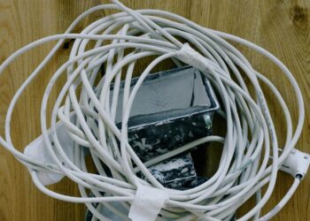 Ποιες συσκευές δεν πρέπει να συνδέουμε ποτέ σε πολύπριζο