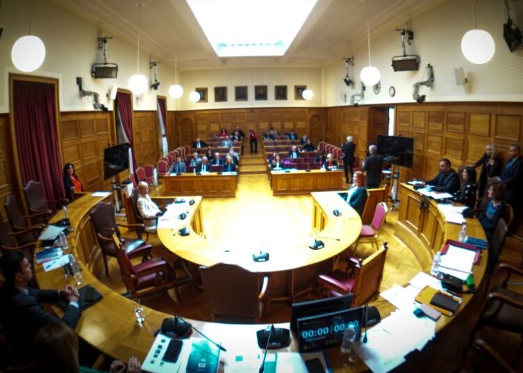 Πολωμένο κλίμα στην Προανακριτική: Αποχώρησαν τα κόμματα της αντιπολίτευσης