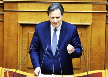 Αυστηρό μήνυμα Σκυλακάκη για τη βιντεοσκόπηση κλιμακίων στη Μύκονο
