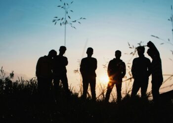 Τι σημαίνει τσογλάνι; Πώς το χρησιμοποιούσαν πριν πάρει προσβλητικό χαρακτήρα;