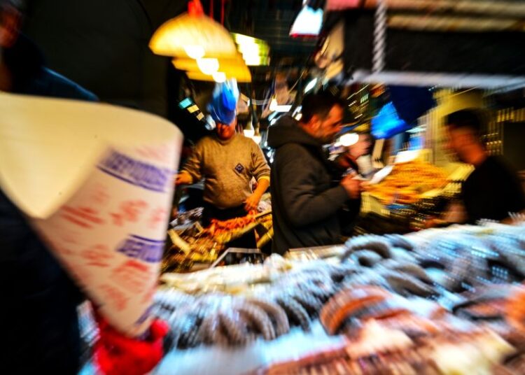 Βαρβάκειος: Αυξημένη η κίνηση για μπακαλιάρο – Τιμές και ωράριο λειτουργίας