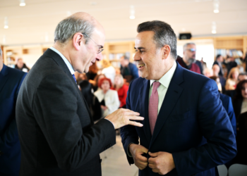 «Ανάδοχοι Ελπίδας»: Η Ελλάδα τιμά όσους αναδάσωσαν τις πληγές της