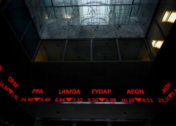 Χρηματιστήριο: Διορθώνουν οι τράπεζες, απογειώνεται η Aegean