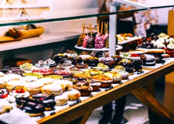 Αρτοζαχαροπλαστεία σε απόγνωση: «Απειλούμαστε με αφανισμό»