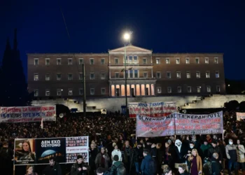 Live Βουλή/Τέμπη: Πρόταση δυσπιστίας «Χωρίς Οξυγόνο» -Καλέσματα για συγκεντρώσεις