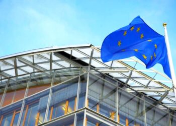 Ρευστότητα με αναπτυξιακή σφραγίδα: Άλμα 25,5 δισ. στα επιχειρηματικά δάνεια το 2024