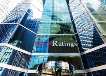 Fitch: Ανθεκτικές σε εξωτερικά σοκ οι ελληνικές τράπεζες – Οι δευτερογενείς επιπτώσεις στο μικροσκόπιο