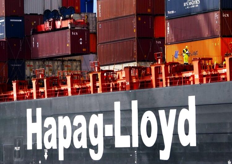 «Ρήγμα» στα κινεζικά φορτία: Η Hapag-Lloyd αναθεωρεί τη ρότα των logistics και «παγώνει» το 30% των αποστολών στις ΗΠΑ