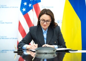 Δημοσιεύτηκε το Μνημόνιο ΗΠΑ–Ουκρανίας για τα ορυκτά: Τι αποκαλύπτει