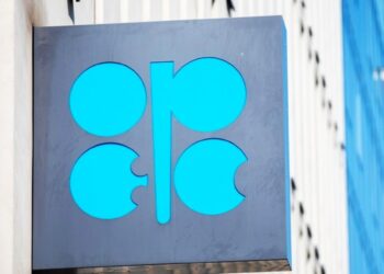 OPEC: «Φρένο» στην παγκόσμια ζήτηση πετρελαίου λόγω των δασμών των ΗΠΑ