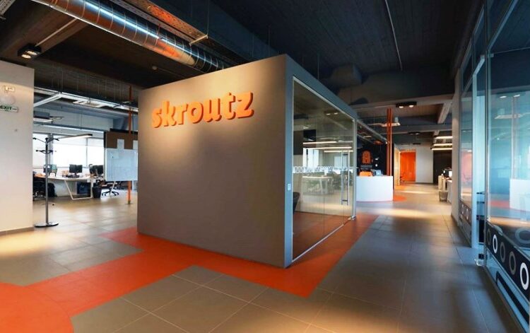 Skroutz: Μεγαλύτερο το online καλάθι αγορών το φετινό Πάσχα