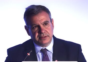 ΙΟΒΕ: Πιο συντηρητική πρόβλεψη για την ανάπτυξη – Στο 2,2% για το 2025