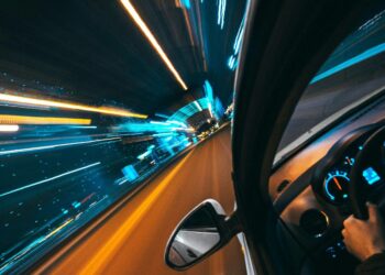 Έρευνα αποκαλύπτει τον πλέον απίθανο λόγο πρόκλησης ατυχημάτων: Πρωταγωνιστές οι 65άρηδες