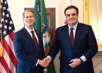 Συνάντηση Πιερρακάκη-Μπέσεντ με επενδύσεις, τεχνητή νοημοσύνη και διατλαντικό εμπόριο στην ατζέντα