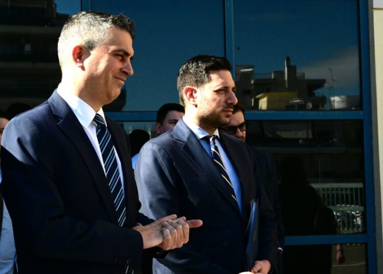 Δήμας και Κυρανάκης για έκρηξη στη Hellenic Train: «Πράξη βίας χωρίς θέση στη Δημοκρατία»