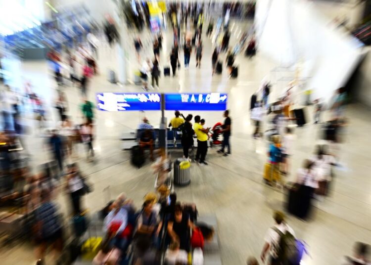 Άλμα για τον ΔΑΑ: Πάνω από 2,2 εκατ. επιβάτες τον Μάρτιο