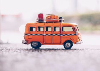 «Πράσινο φως» από το ΣτΕ στους ιδιοκτήτες mini bus για τις προκρατήσεις