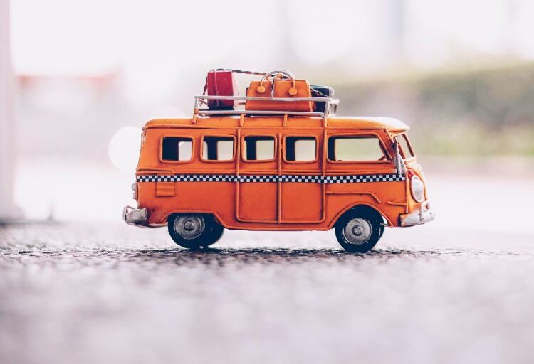 «Πράσινο φως» από το ΣτΕ στους ιδιοκτήτες mini bus για τις προκρατήσεις